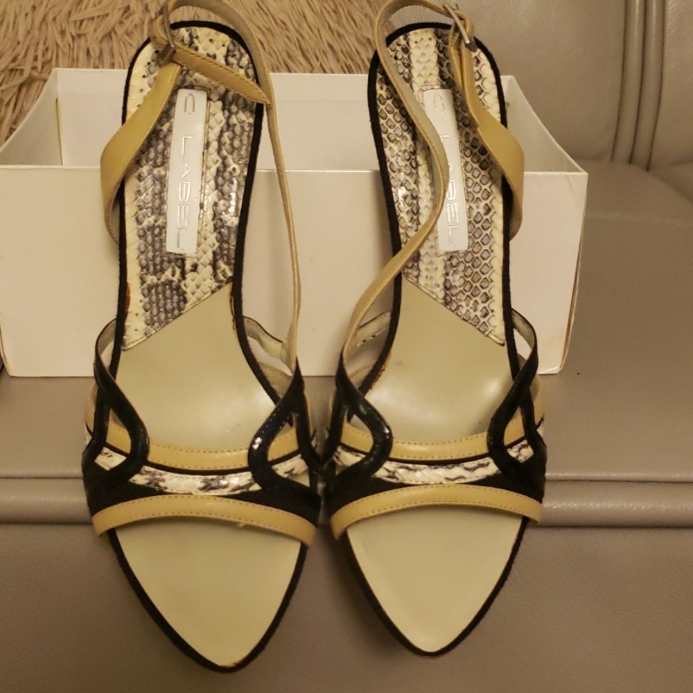 Shoes - Picture 2 of 4